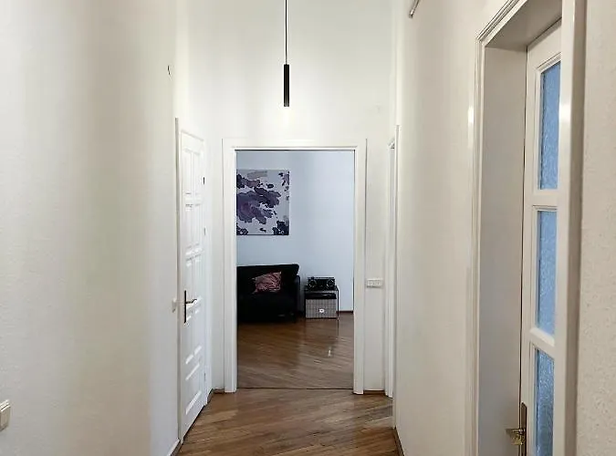 Old Town Of Evil Dog Apartment *